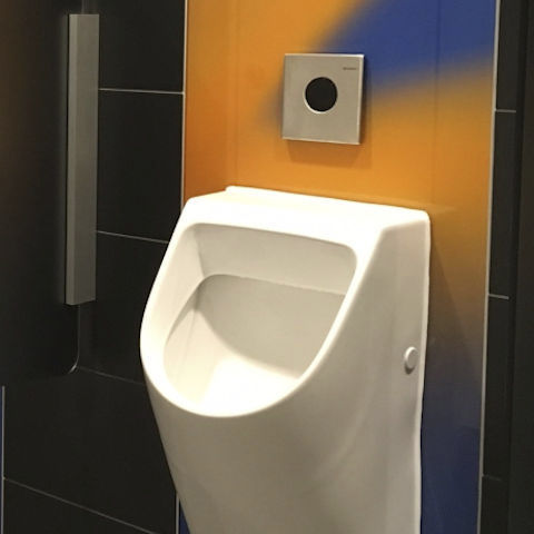 Keramik-Urinal - HERING Sanikonzept GmbH - wandmontiert / für Büro