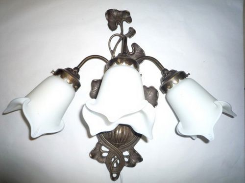 Wandleuchte / Art Nouveau - NYMPHÉA 3 - TIEF - für den Innenraum / Messing / geblasenes Glas