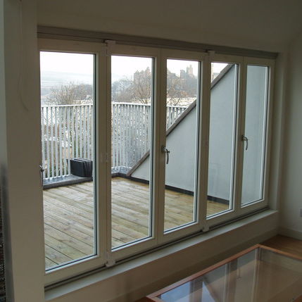 Tür für Innenbereich - Skaala Windows And Doors - Holz / faltbar / Glas