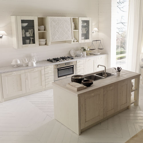 Moderne Küche - Iris - Aurora cucine - Kastanienholz / Kochinsel / mit Griffen