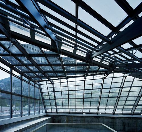 Vorhangfassade / freitragende Struktur - MUSE - Stahlbau Pichler - Glas / Aluminium