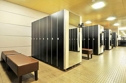 Holz-Garderobenschrank - ONE - Foreman Fitness Europe GmbH - für Sportanlage / für Wellnesscenter / tragbar
