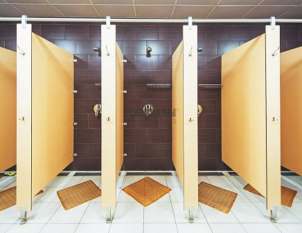 Selbsttragende Duschwand - SC3, SC3/F - Foreman Fitness Europe GmbH - für Sportanlage