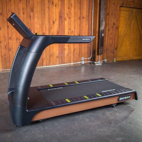 Programmierbares Laufband - T676-19″ - SportsArt Fitness