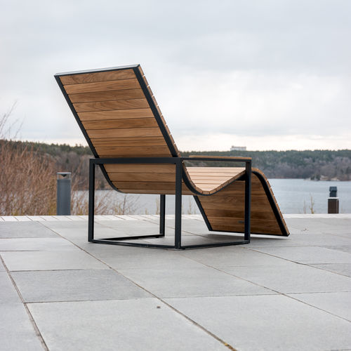 Moderne Sonnenliege - by Broberg & Ridderstråle - Röshults - Teakholz / Edelstahl / für Garten