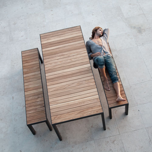 Moderner Esstisch - 160 / 220 - Röshults - Teakholz / Aluminium / Edelstahl