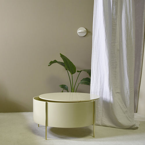 Moderner Couchtisch - EMBORE - ENO STUDIO - lackiertes MDF / Gestell aus rostfreiem Edelstahl / rund