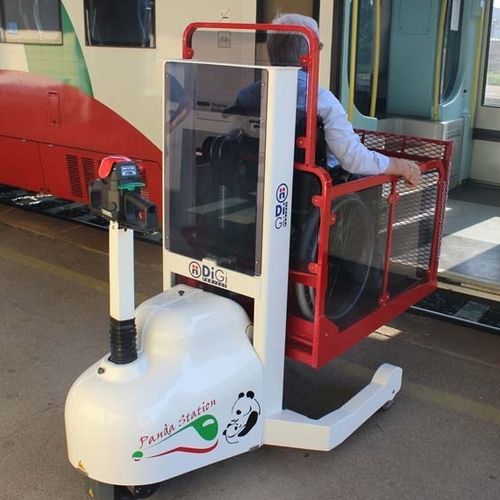 Manueller Patientenlifter - PANDA STATION - Digi Project - hydraulisch / elektrisch / auf Rollen