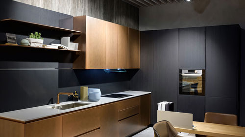 Moderne Küche - 201911 - TM Italia - Holzfurnier / Quarz / L-förmig
