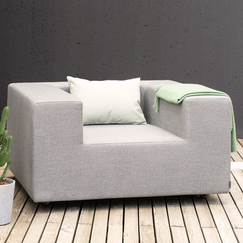Moderner Sessel - LOOP - april furniture - Stoff / mit abnehmbarem Kissen / wasserdicht