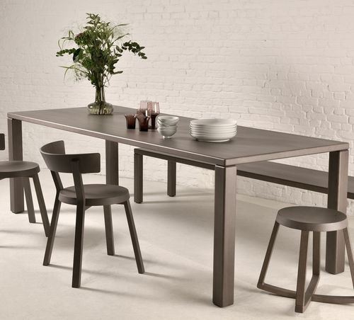 Moderner Tisch - ELEMENT - Objekten - Eiche / Buche / gebeiztes Holz