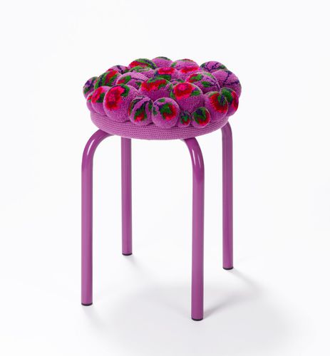 Moderner Hocker - No.3 - MYK Berlin - Merinowolle / Gestell aus Stahl / Polster
