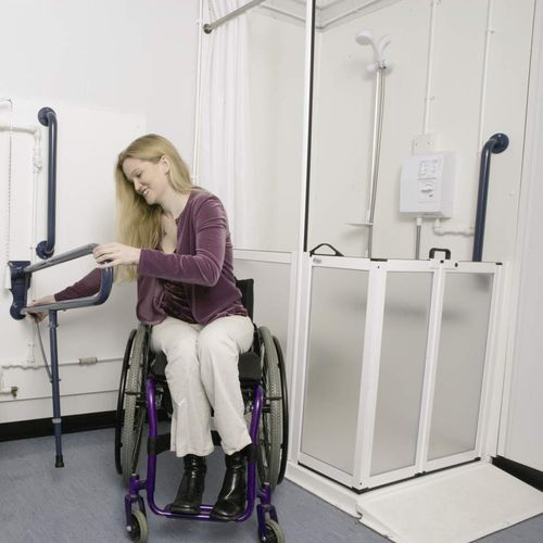 Modernes Badezimmer - Portakabin - Keramik / für Gewerbegebrauch / für Behinderte