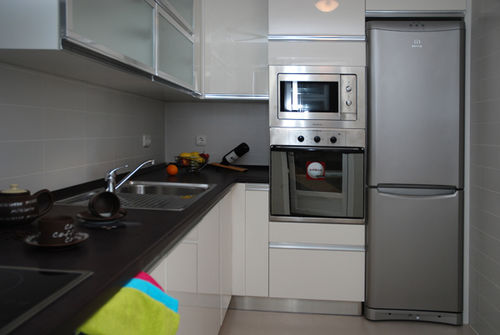 Moderne Küche - HYDRODISEÑO - Beton / Stahl / L-förmig