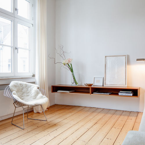 Wandmontiertes Regal - MQ - Hund Möbelwerke - modern / Holz / braun