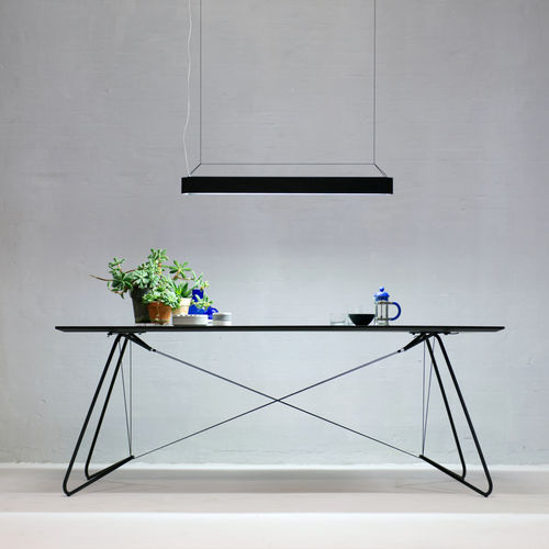 Moderner Tisch - OAS  - OK DESIGN - MDF-Laminat / Linoleum / Gestell aus heißlackiertem Stahl