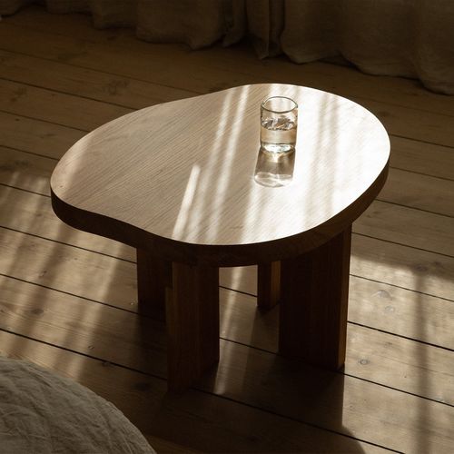 Moderner Beistelltisch - Pond - FRAMA - Eiche / geöltes Holz / Gestell aus Eiche