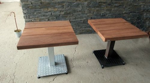 Moderner Bistrotisch - THORS DESIGN - Holz / Stahl / quadratisch