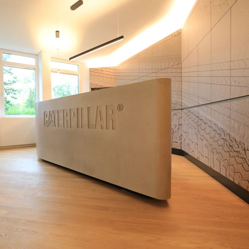 Gebogene Empfangstheke - CATERPILLAR  - Stayconcrete - Beton / für Frisörsalon / für Hotels
