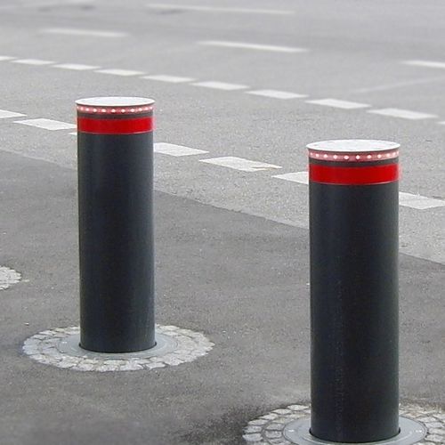 Sicherheits-Sperrpfosten - ZABAG Security Engineering GmbH - hydraulisch / galvanisiertem Stahl / beleuchtet