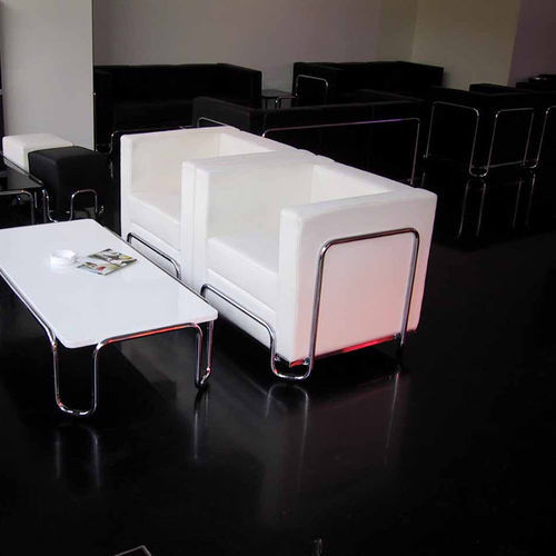 Moderner Sessel - KODRETA - KODRETA furniture, s.r.o. - Stoff / Leder / Metall