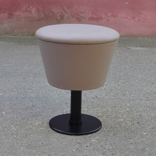 Moderner Hocker - COMBI  - KODRETA furniture, s.r.o. - Stoff / Leder / Metall