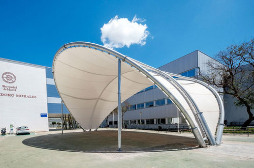 Metallrahmen-Flächentragwerk - TENSOESTRUCTURAS - Tecnodimension Hinchable S.L. - aus Segeltuch / für Unterstand / mit Polyestermembran