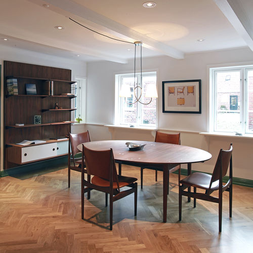 Stuhl / skandinavisches Design - EGYPTIAN - House of Finn Juhl – Onecollection - für den Innenraum / Stoff / Leder