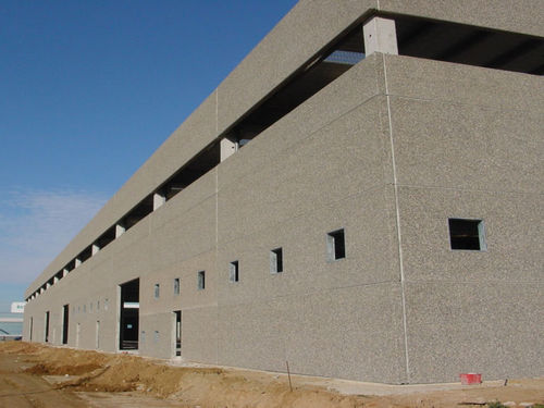Paneel-Vorhangfassade - Pujol - Fertigbeton