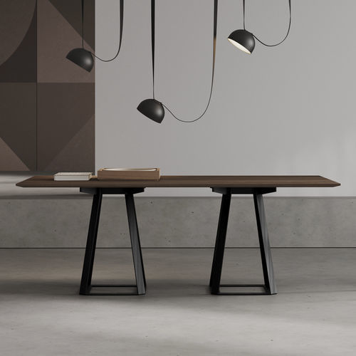 Moderner Tisch - H2 - Balma - Holzfurnier / melaminbeschichtet / Gestell aus Metall