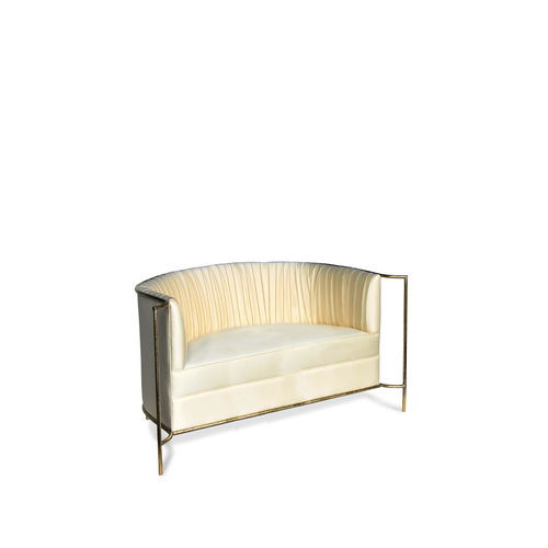 Klassisches Sofa - DESIRE - KOKET Love Happens - Stoff / mit Armlehnen / braun
