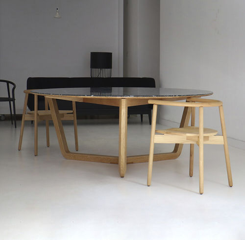 Moderner Esstisch - SUL - Branca-Lisboa - Eiche / Nussbaum / Holzfurnier