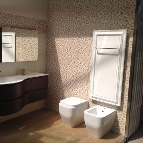 Heißwasser-Badheizkörper - ROYAL BAIN - CINIER - elektrisch / 501 w...750 w / modern