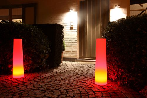 Moderne Leuchtsäule - TUBE - Imagilights - Glas / LED / für Außenbereich
