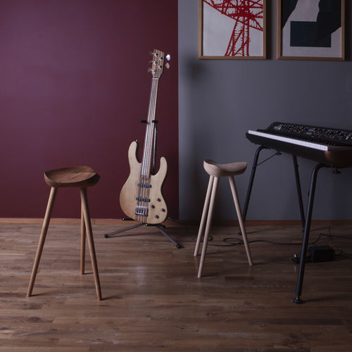Moderner Hocker - pp12 - PP MØBLER - Eiche / Esche / Buche