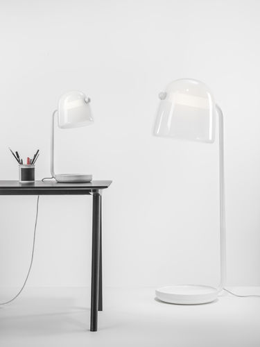 Tischlampe - MONA : PC950 - BROKIS - Holz / geblasenes Glas / modern