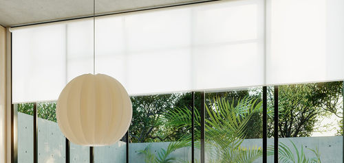 Jalousie für Fenster - ZOOMTECH® | SG Series - Resstende - Stoff / extrudiertes Aluminium / motorisiert