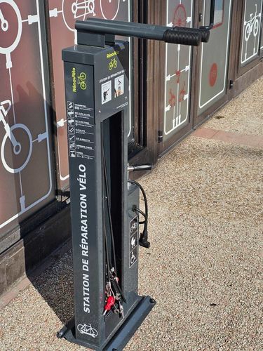 Fahrrad-Reparaturstation / galvanisiertem Stahl - RÉNOV'ÉLO - CITYNOX - Edelstahl / mit Luftpumpe / für öffentliche Bereiche