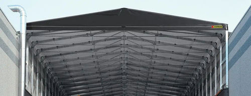 Kassettenmarkise - KOPRON - motorisiert / für Gewerbegebrauch / für Terrasse