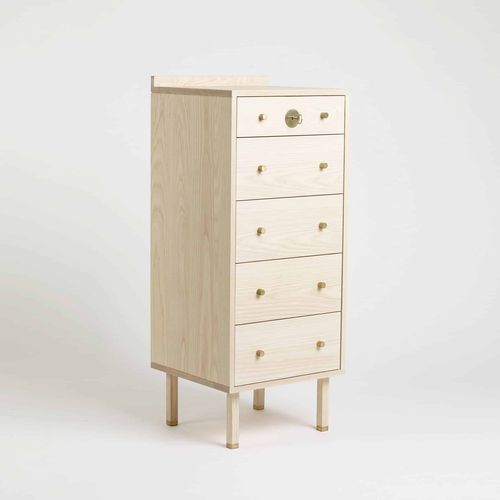 Moderner Chiffonnier - Two - ANOTHER COUNTRY - Esche / geöltes Holz / gebürstetes Messing