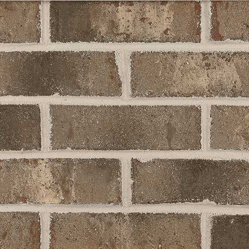 Ziegel für Fassaden - MILLSTONE - PINE HALL BRICK - Massiv / braun