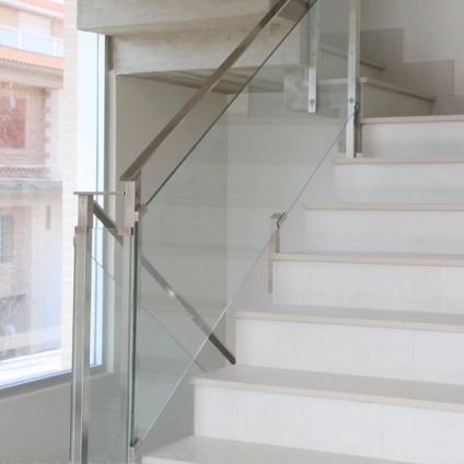 Edelstahlgeländer - MD. PIN 6 - PIRBA - Glasplatten / für den Innenraum / für Treppen