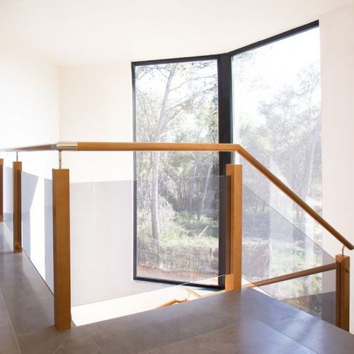 Holzgeländer - MD. BLONG 3 - PIRBA - Glasplatten / für den Innenraum / für Treppen