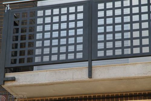 Metallgeländer - MD. PRIVACY - PIRBA - Platten / für Außenbereich / für Balkon