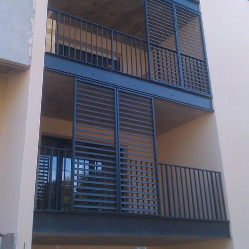 Lamellen-Fensterladen - PANOSUN - PANOL - Schiebe / feststehend / Aluminium