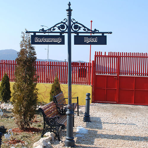 Bodenstehendes Schild - VILLA-550 INDICO II - KRONEMAG MILLENIUM srl - Stahl / Gusseisen / zur Orientierung