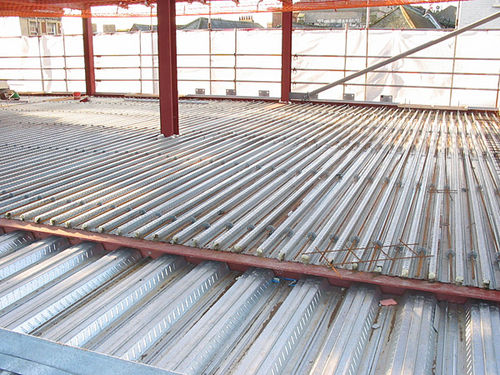 Profiliertes Blech - MULTIDECK 80-V2 - Kingspan structure - galvanisierter Stahl / für Boden