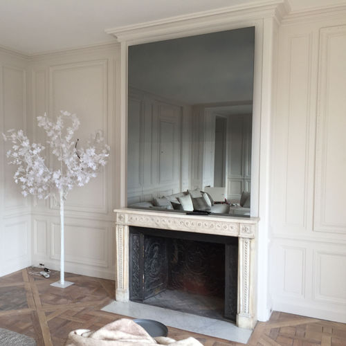 Wandmontierter TV-Spiegel - GABRIEL - HYMAGE - Wohnzimmer