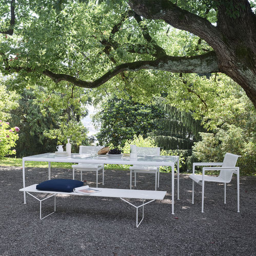 Moderne Gartenbank - 1952 - Knoll international - Mineralwerkstoff / Acryl / Edelstahl