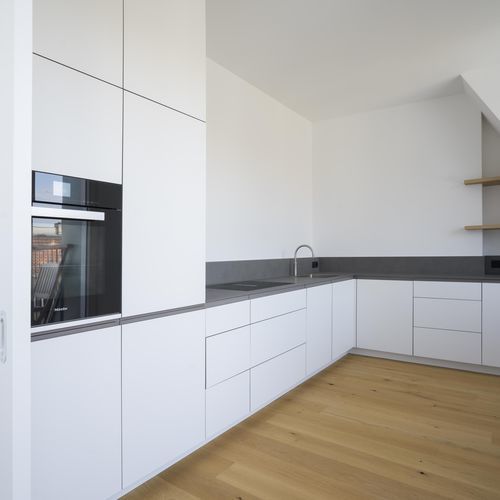 Moderne Küche - MSC - MYKILOS - MDF / Keramik / L-förmig